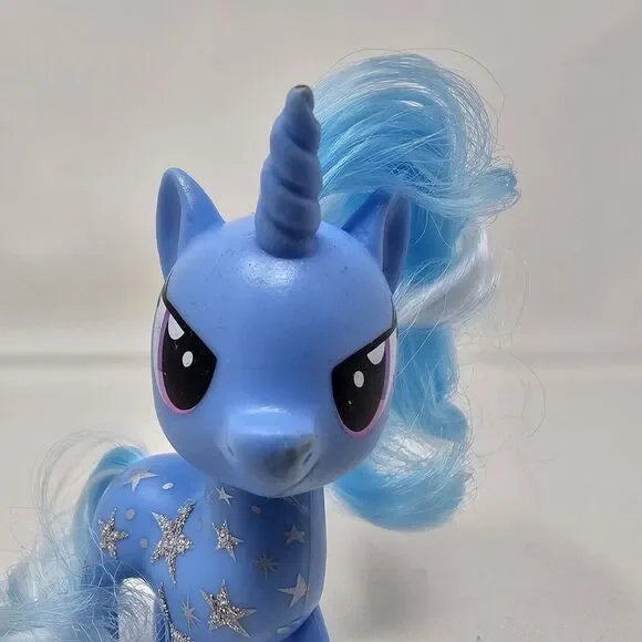 My Little Pony G4 Trixie Lulamoon 3" Brushable Curious Pose Glitter Stars 2016 - Picture 5 of 12